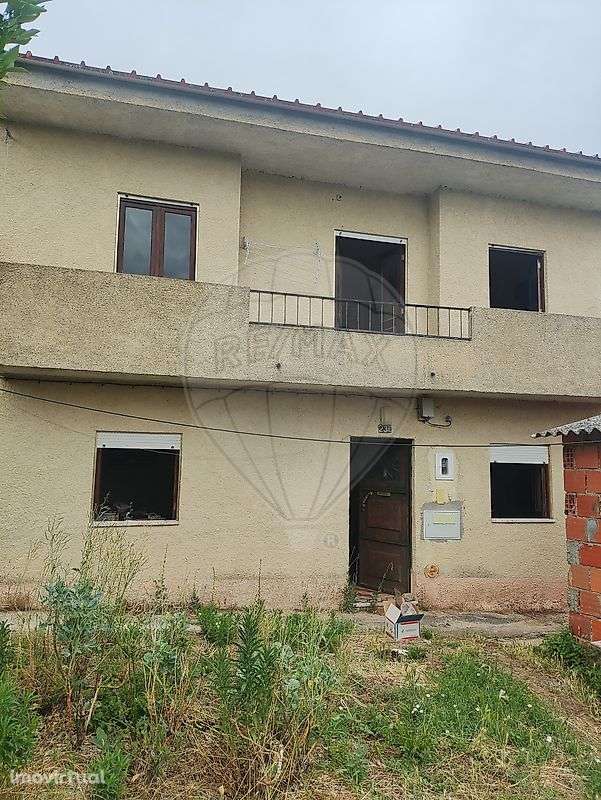 Moradia T4 para venda - Grande imagem: 2/13