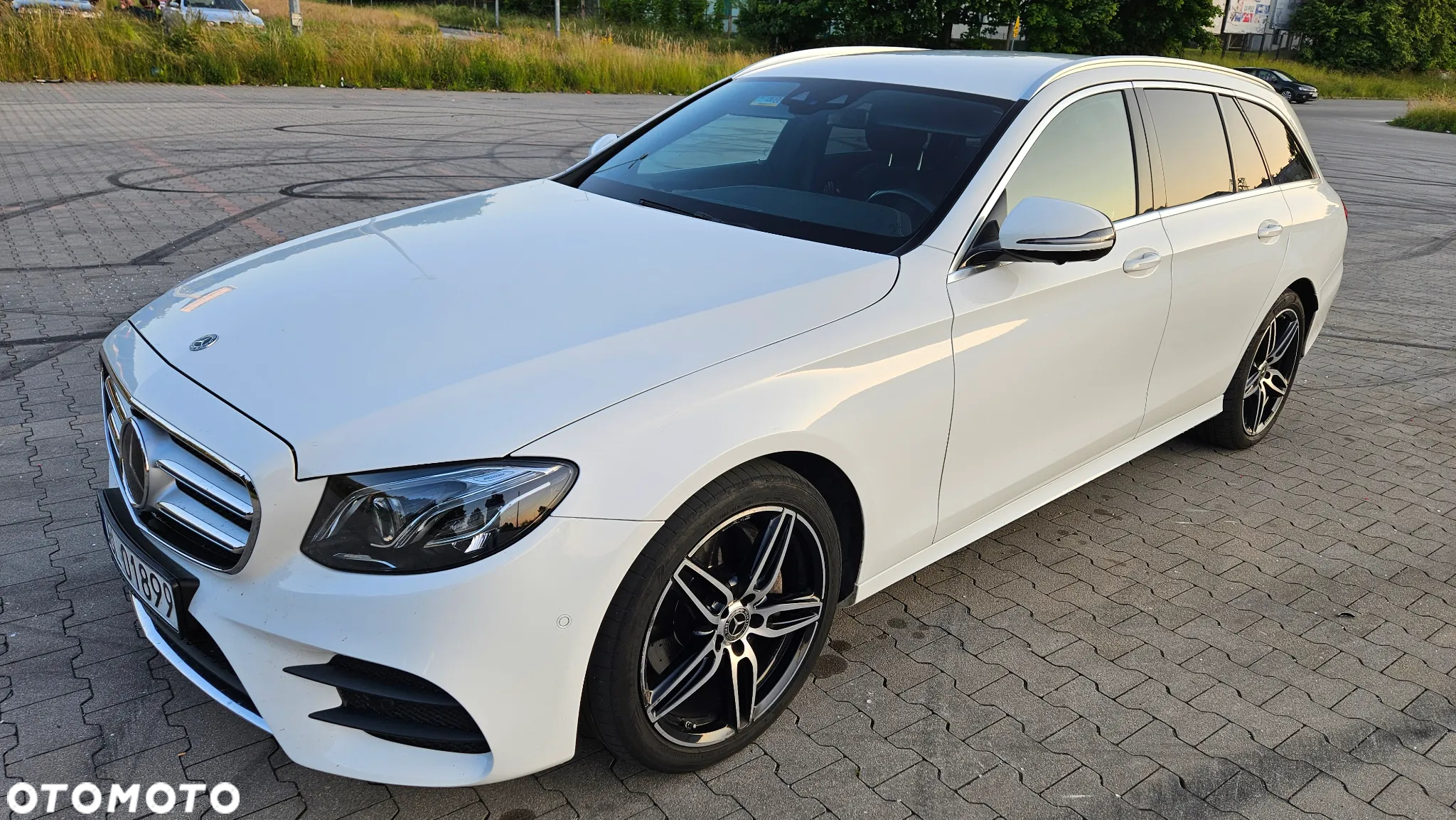 Mercedes-Benz Klasa E 220 d 4-Matic Business Edition 9G-TRONIC - 12
