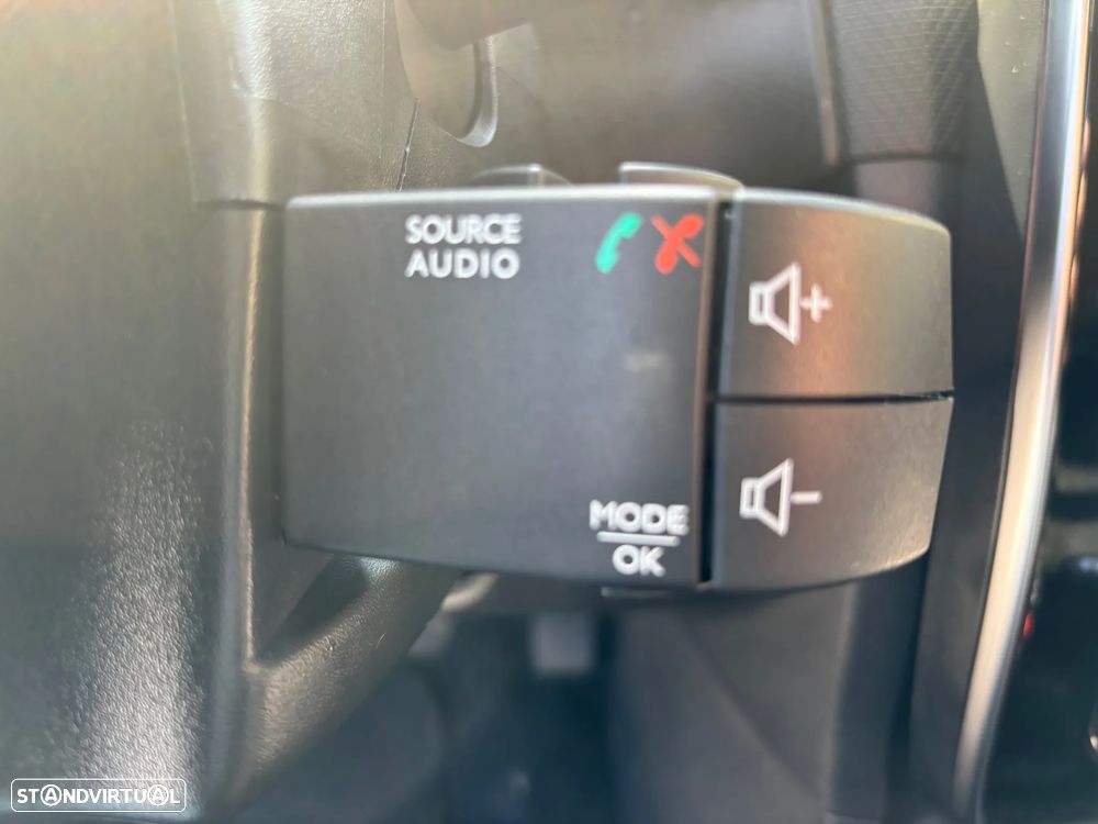 Renault Clio Sport Tourer 0.9 TCe Limited Edition - 18