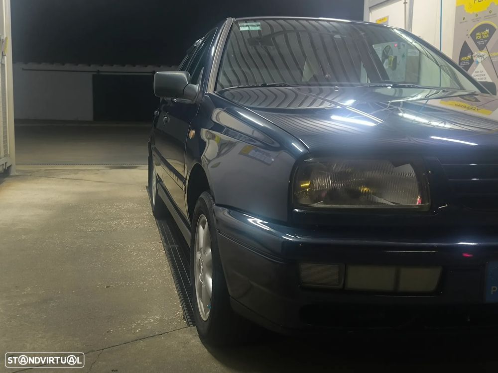 VW Jetta - 3