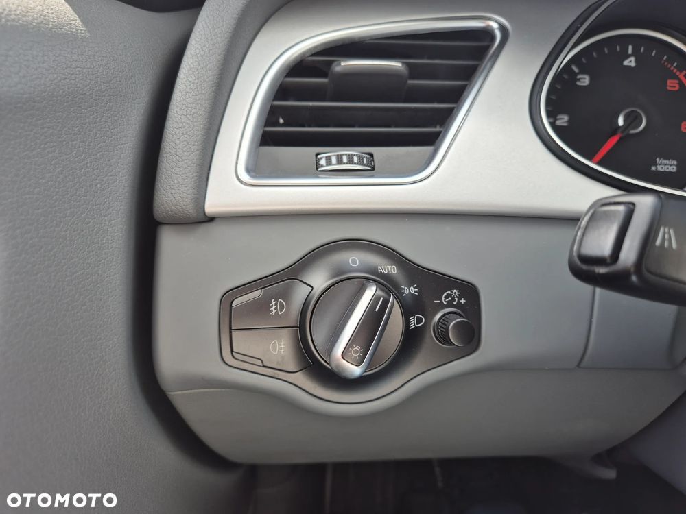 Audi A4 Avant 2.0 TDI ultra - 12