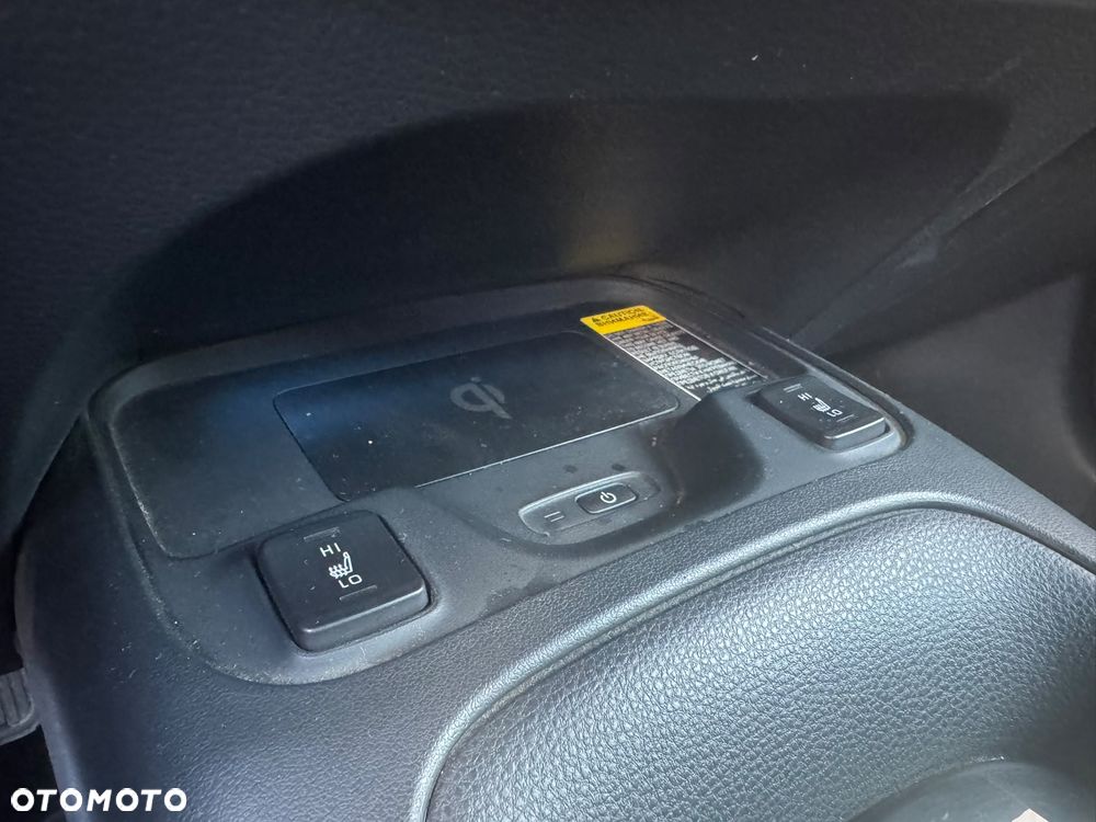 Toyota Corolla 1.8 Hybrid GR Sport - 13