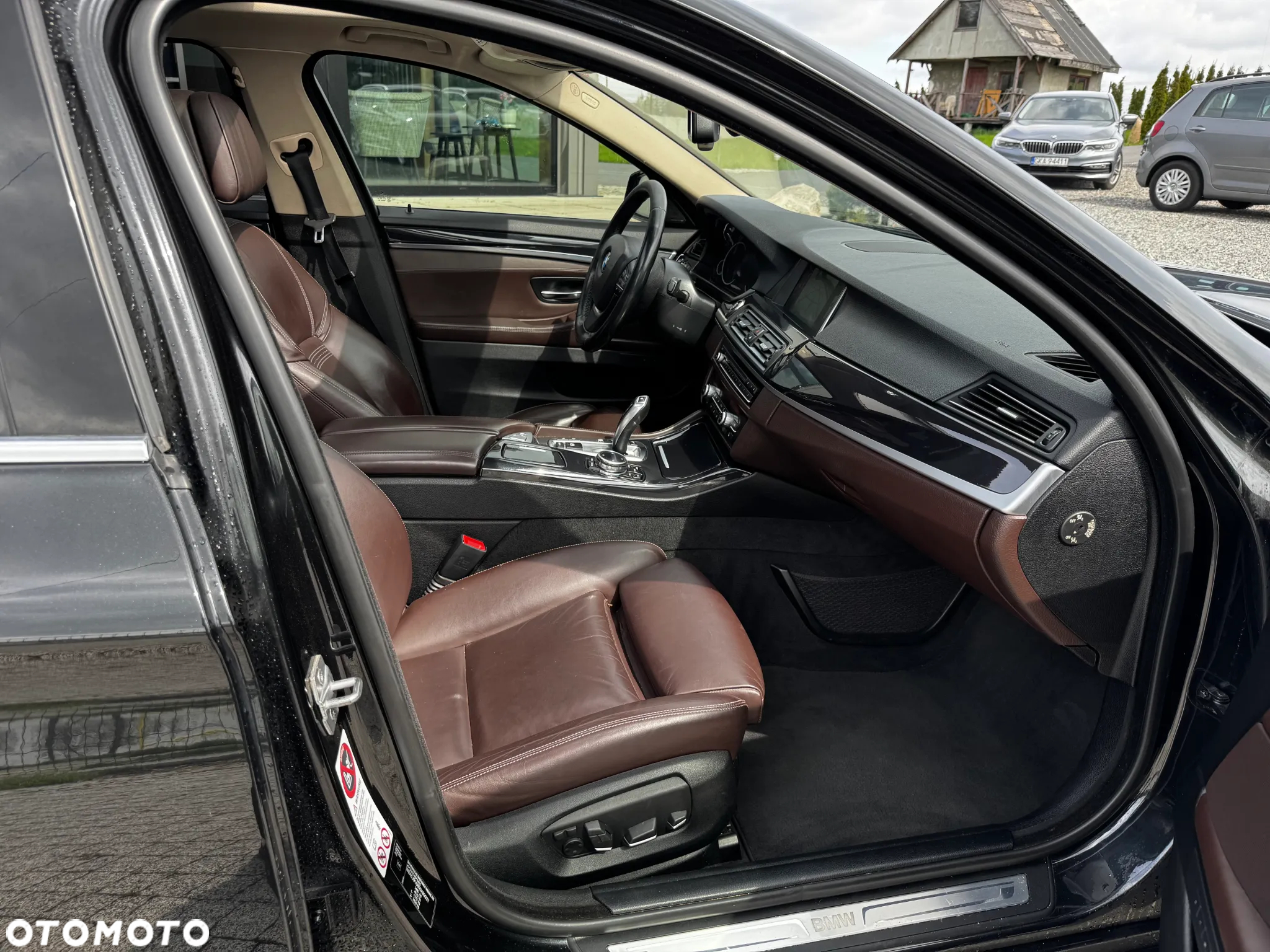 BMW Seria 5 525d Touring Luxury Line - 16