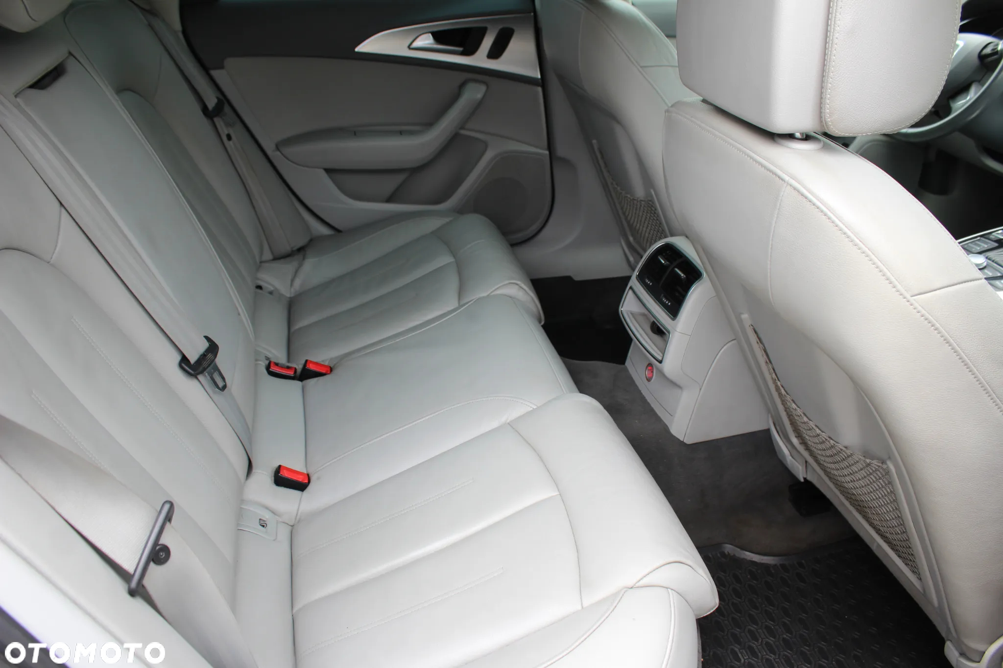 Audi A6 2.0 TDI ultra S tronic - 9