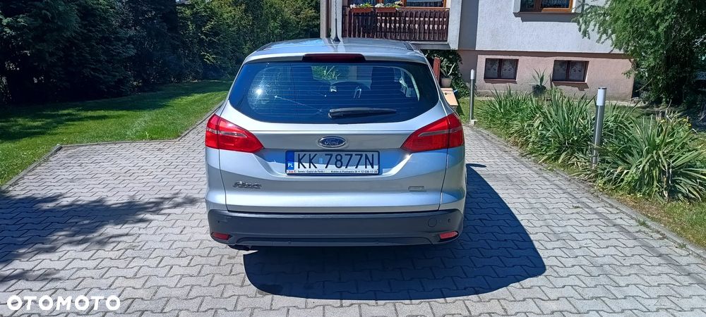 Ford Focus 1.0 EcoBoost Trend - 4
