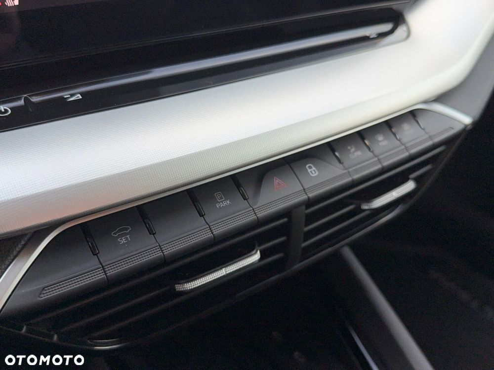 Skoda Octavia 1.5 TSI Selection - 25