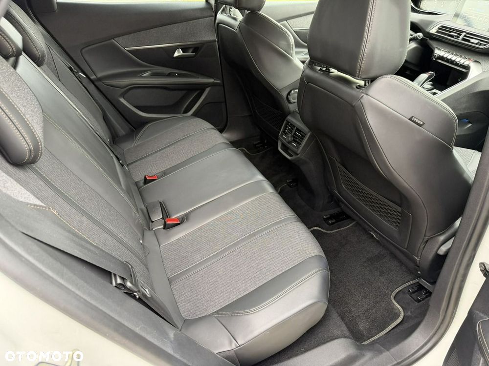 Peugeot 3008 1.6 THP Allure S&S EAT6 - 18