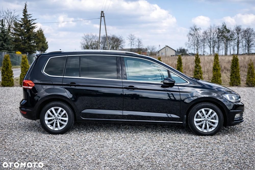 Volkswagen Touran 2.0 TDI SCR DSG Highline - 4
