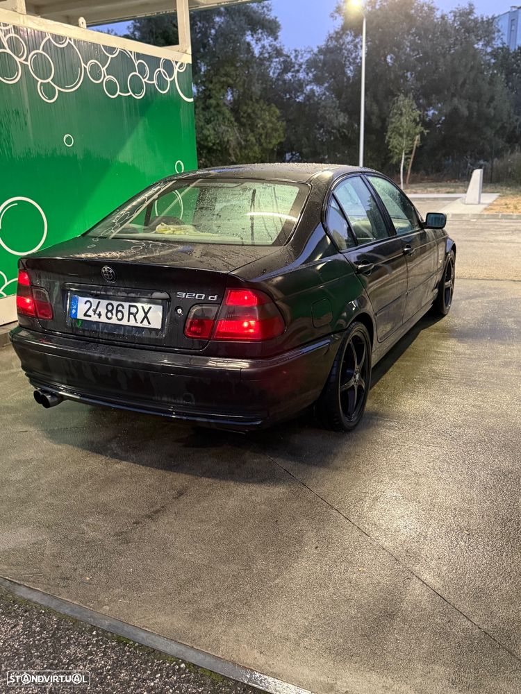 BMW 320 d - 4