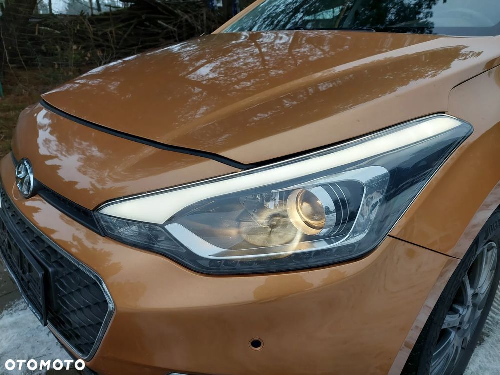 Hyundai i20 1.4 YES Gold - 27