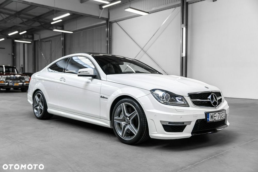 2013 Mercedes-Benz Klasa C, photograph 6
