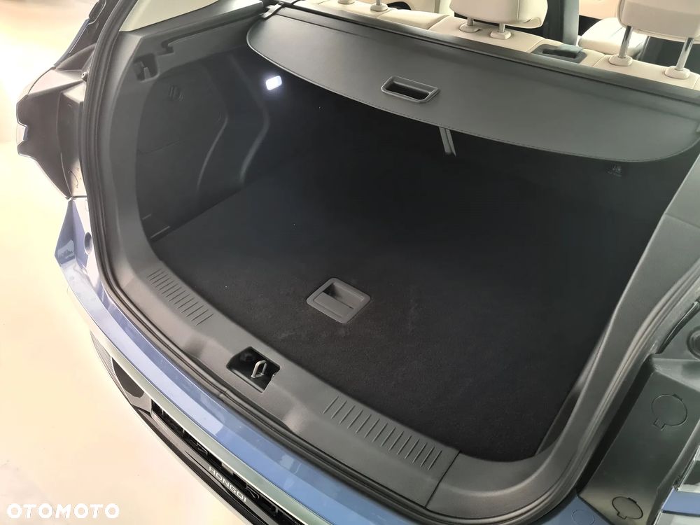 Hongqi HS3 1.5T FWD - 21