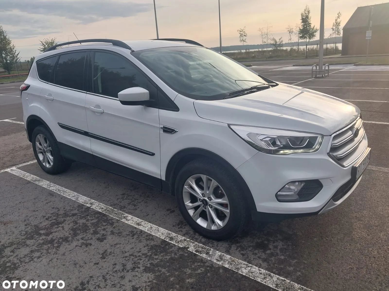 Ford Escape 2.0 EcoBoost AWD Titanium - 1