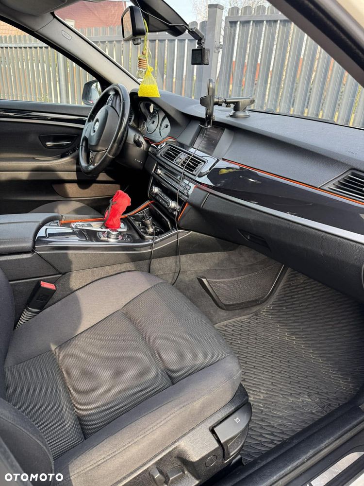 BMW Seria 5 520d - 9