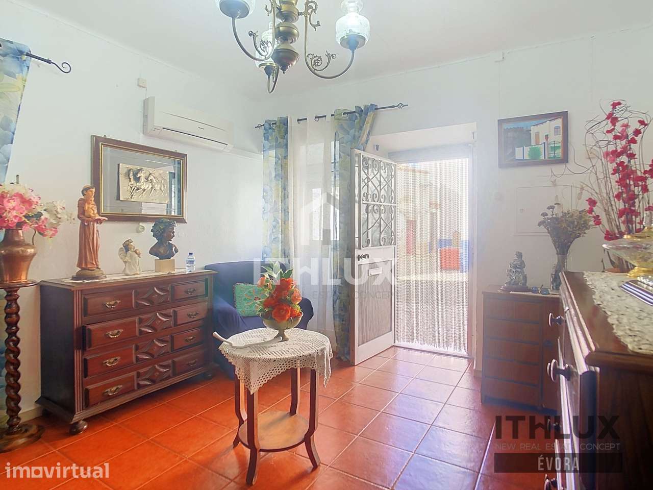 Apartamento T1 com 88,5 m² e Potencial para T2 no Centro de Rio de Moi - Grande imagem: 3/9