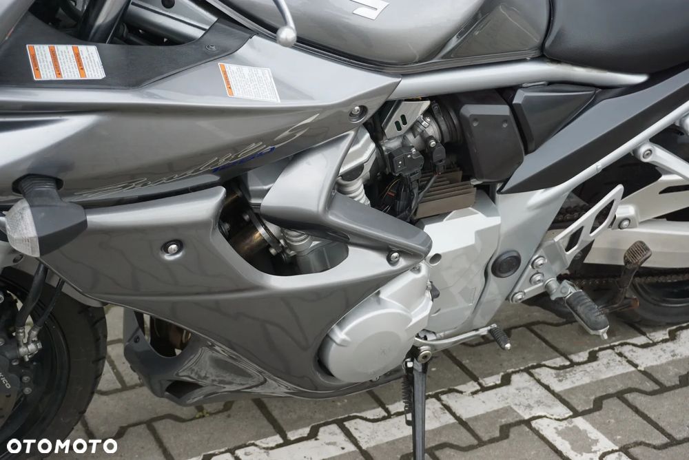 Suzuki Bandit - 21