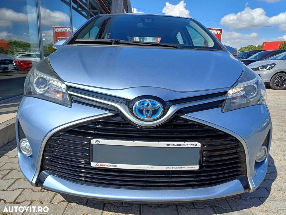 Toyota Yaris 1.5 VVT-i HSD Luna - 5