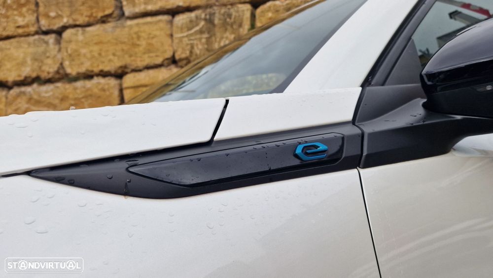 Peugeot e-2008 50 kWh Allure - 12