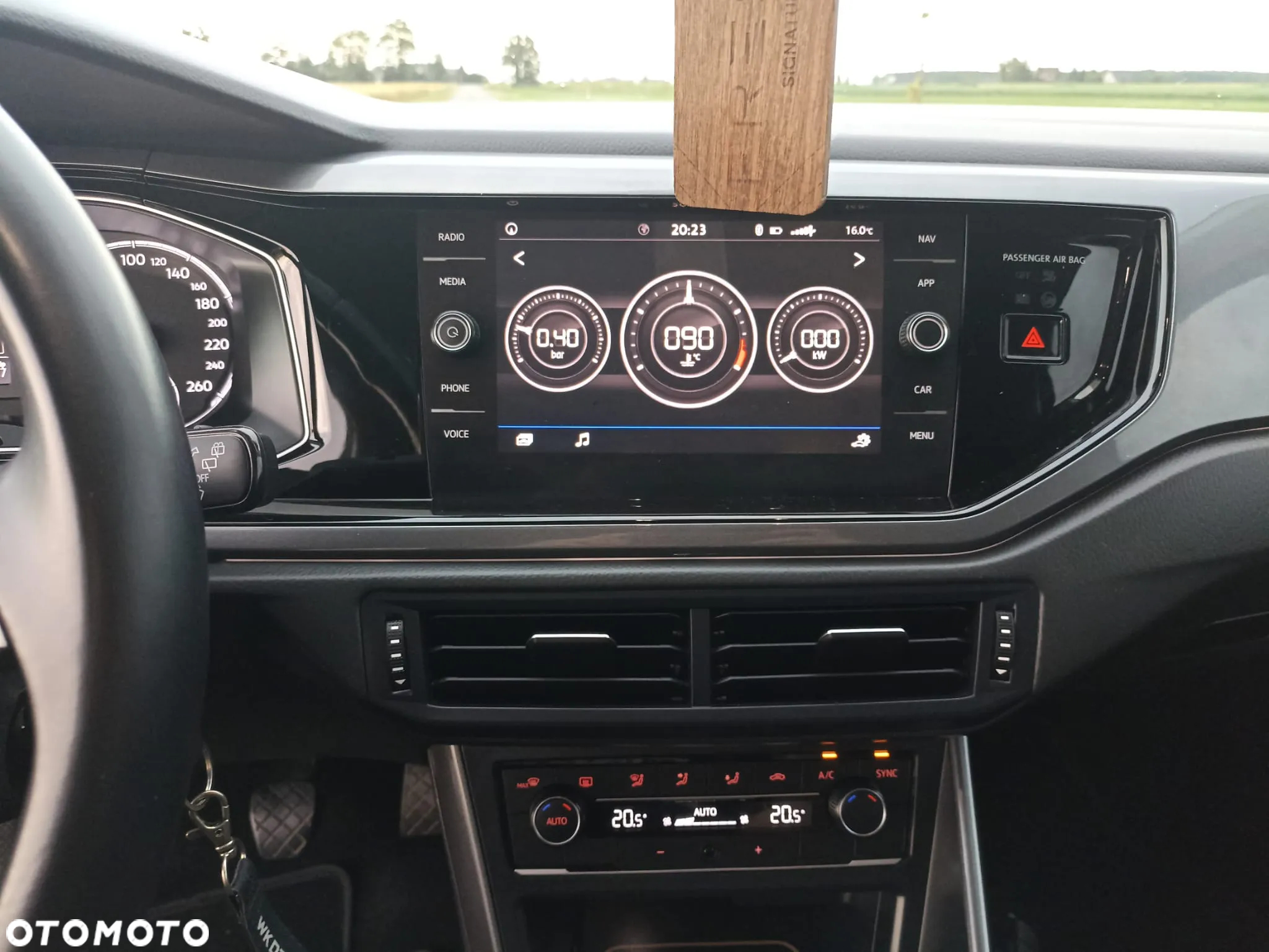 Volkswagen Polo - 12