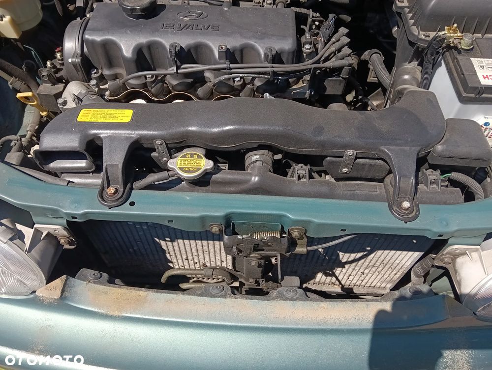 Hyundai Accent - 6