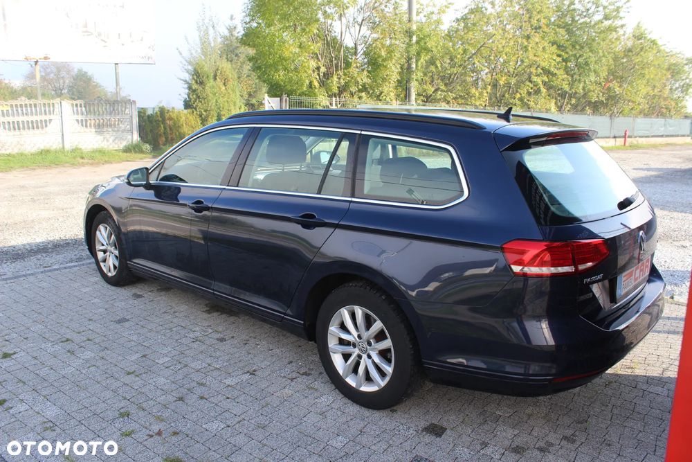 Volkswagen Passat Variant 1.6 TDI SCR DSG Comfortline - 13