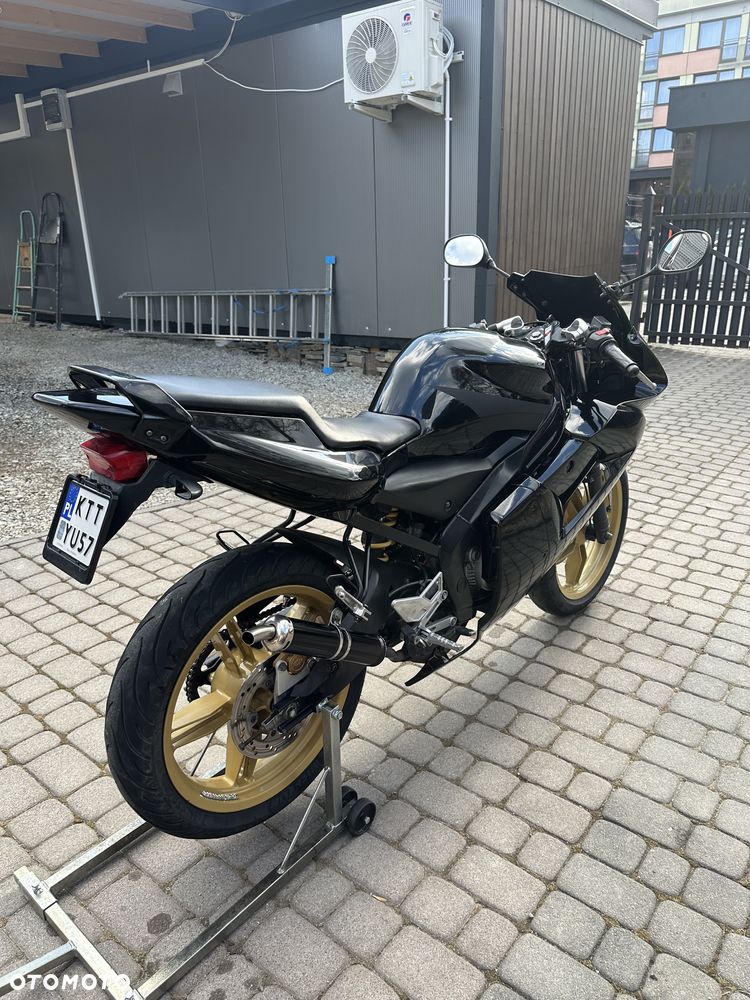 Yamaha TZR - 4