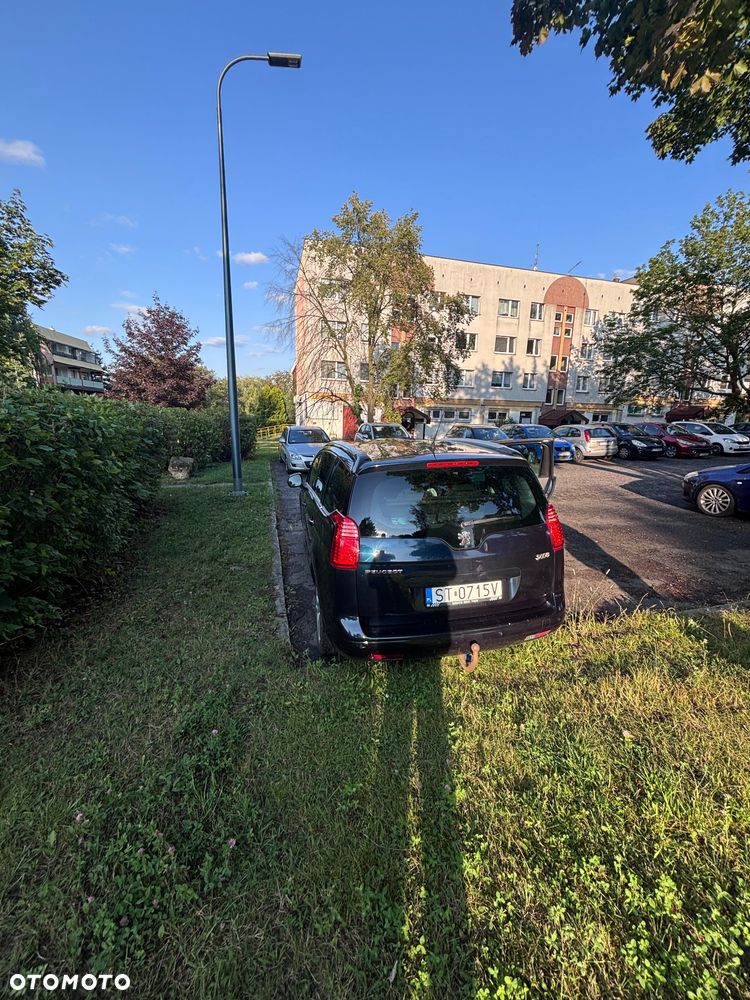 Peugeot 5008 2.0 HDi Allure 7os - 4