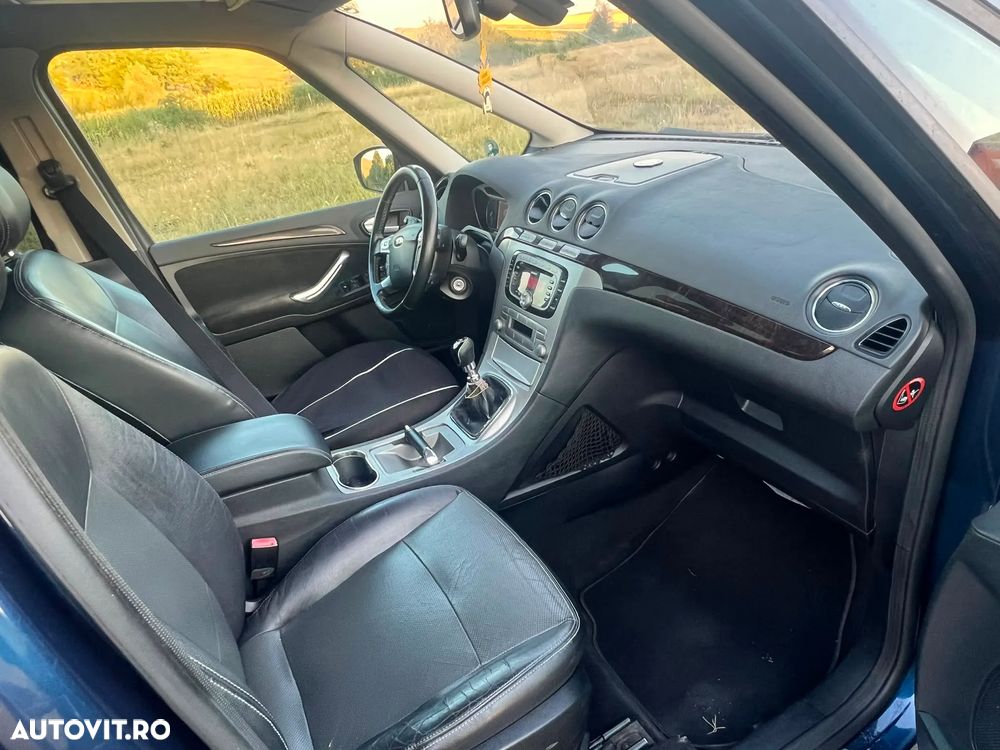 Ford Galaxy 2.0 TDCi Ghia - 5