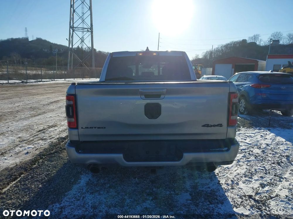 RAM 1500 Crew Cab Limited - 11