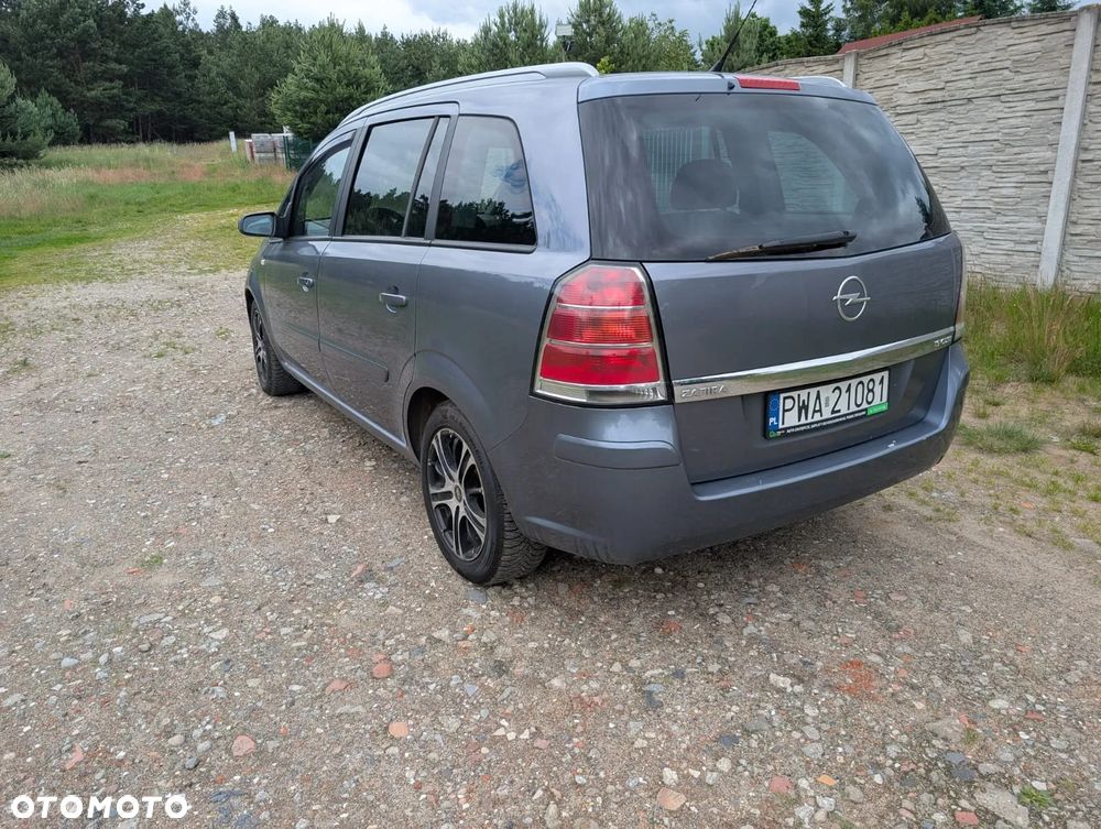 Opel Zafira - 8