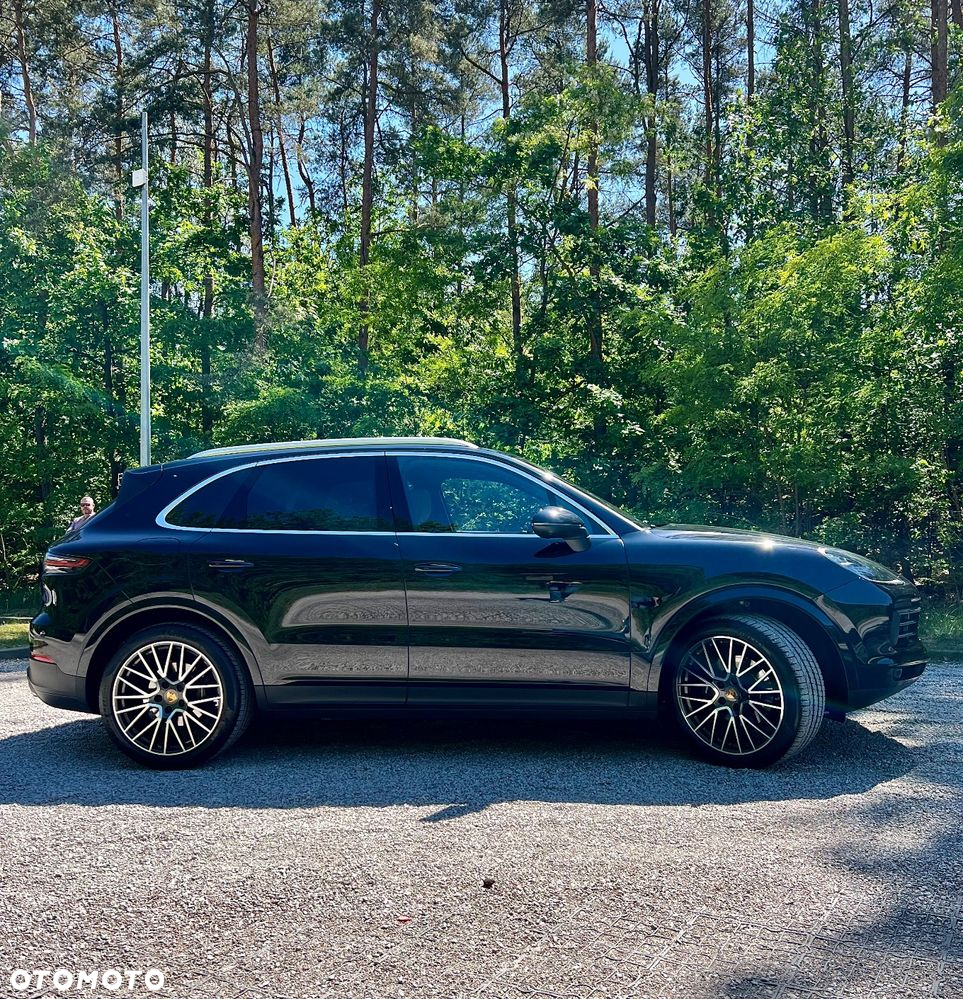 Porsche Cayenne - 18