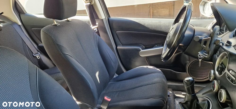 Mazda 2 1.3 Exclusive - 13