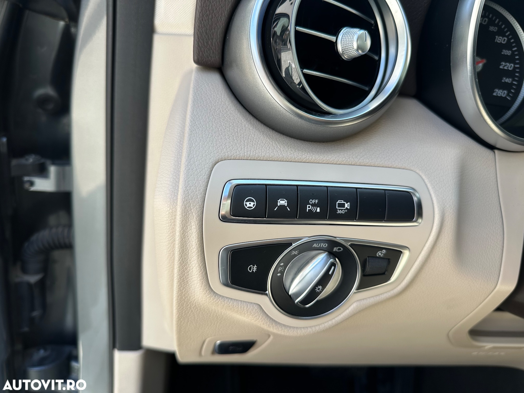 Mercedes-Benz GLC Coupe 350 e 4MATIC - 7