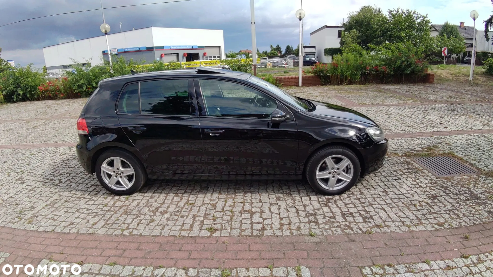 Volkswagen Golf 1.6 TDI DPF BlueMotion Technology Comfortline - 8