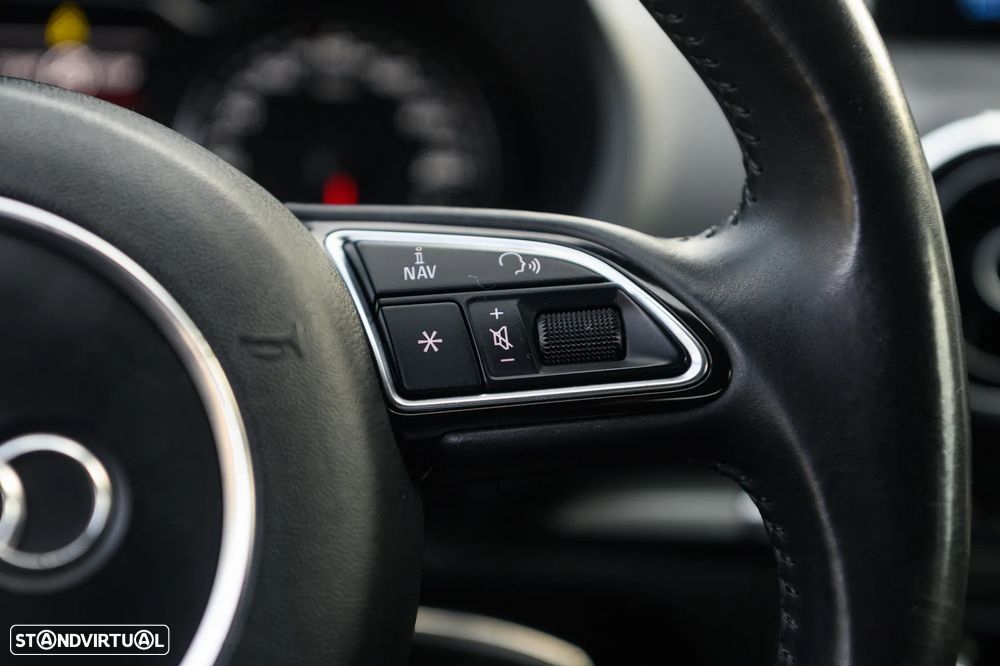 Audi A3 Sportback 1.6 TDI S-line - 29