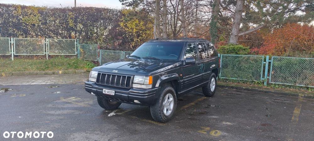 Jeep Grand Cherokee - 21