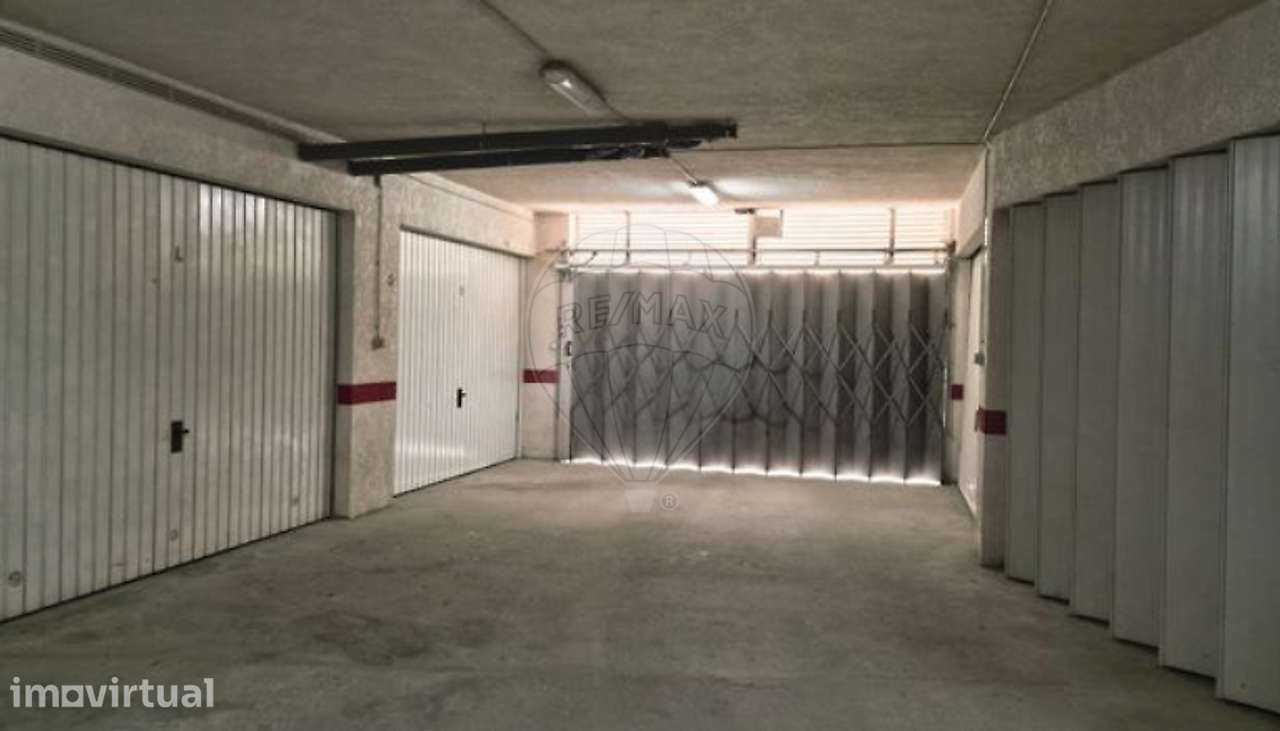 Garagem  para venda - Grande imagem: 2/6