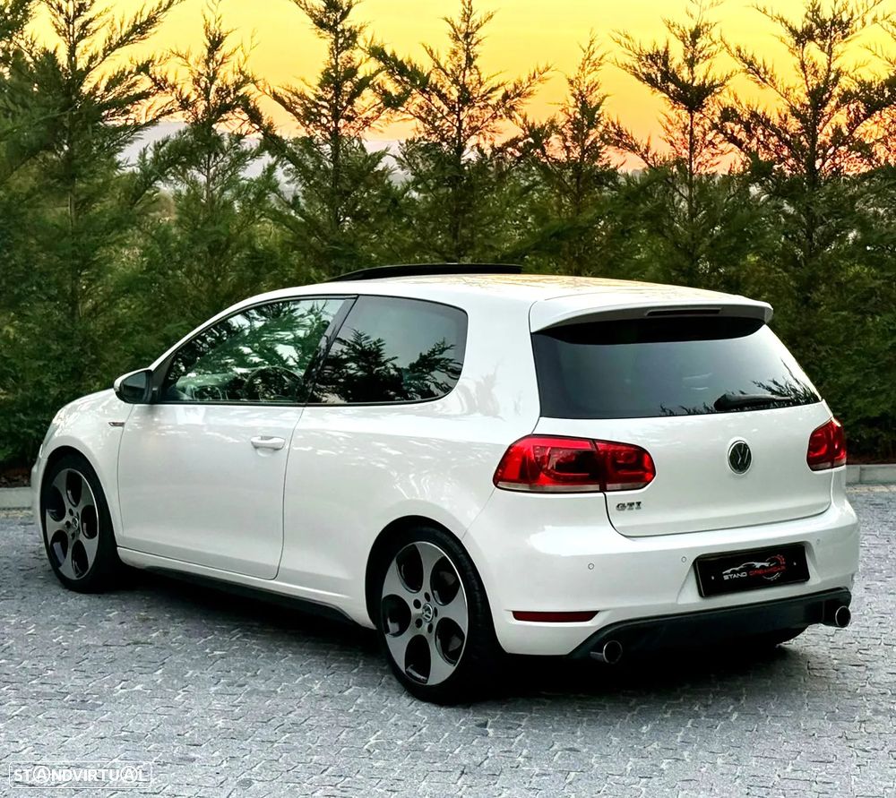 VW Golf 2.0 GTi - 7