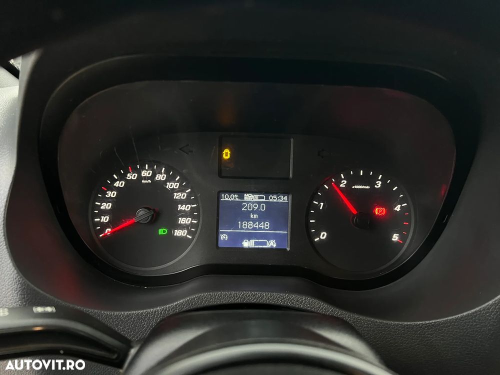 Mercedes-Benz Sprinter - 8