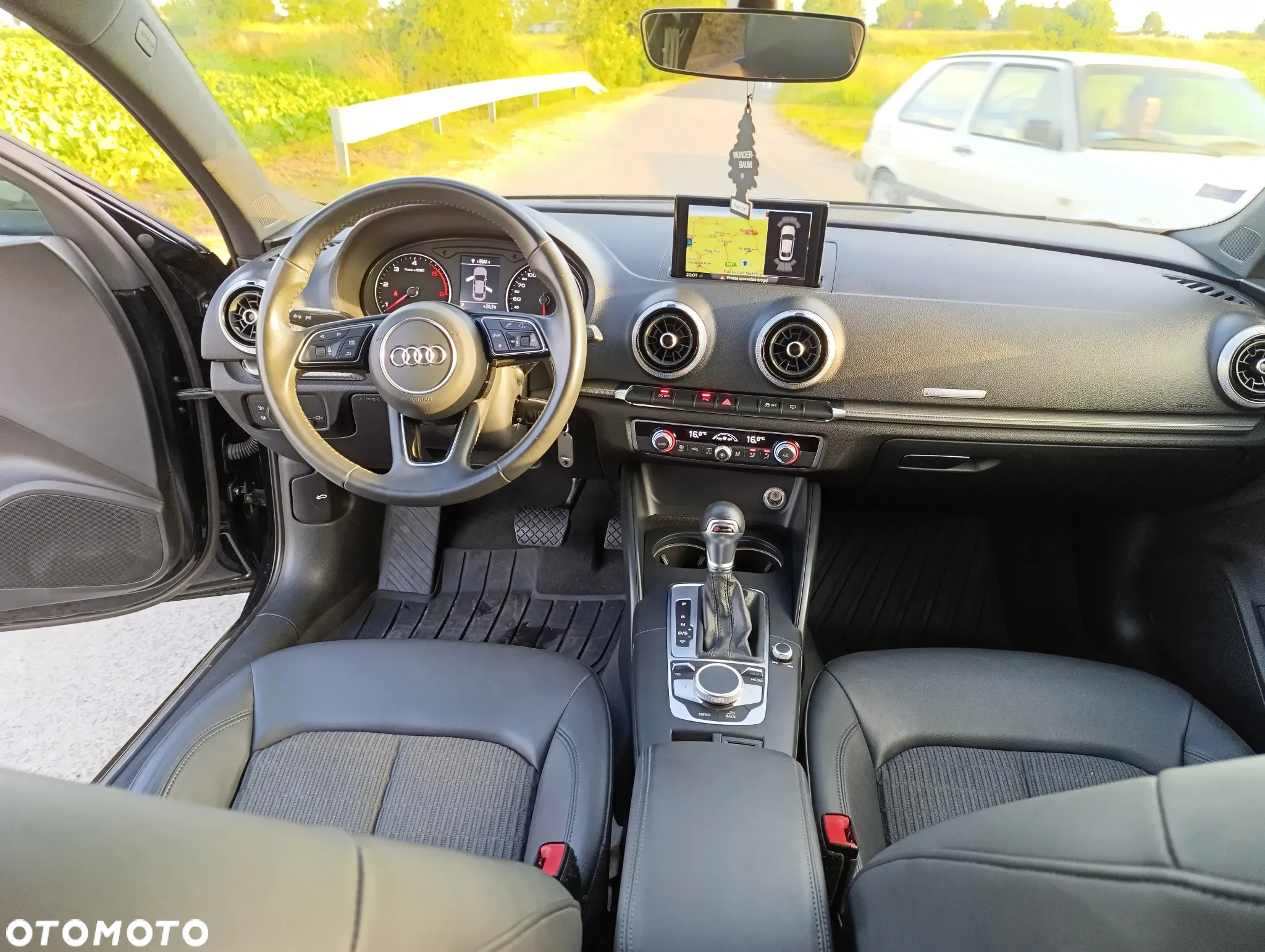 Audi A3 1.6 TDI Sportback S tronic - 21