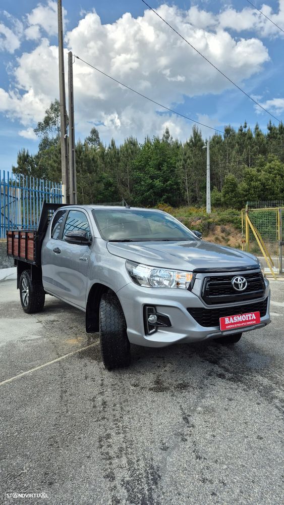 Toyota Hilux 4x4 Extra Cab Comfort - 3