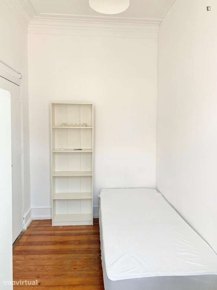 Quarto - localizado em Alameda Lisbon - Grande imagem: 3/16
