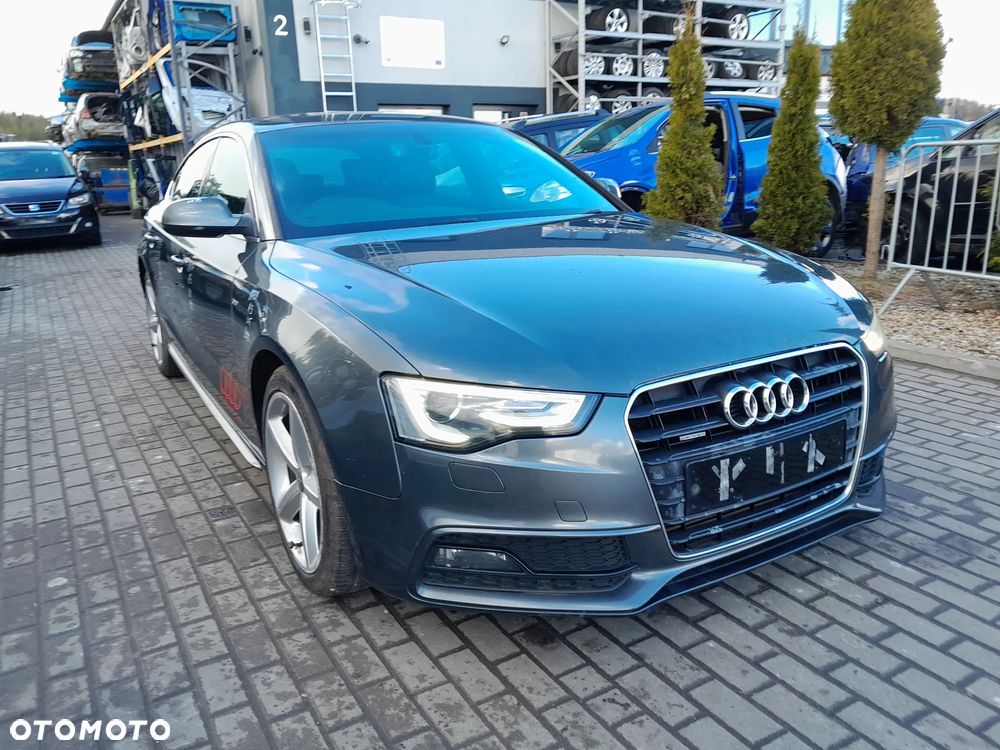 AUDI A5 8T LIFT SPORTBACK PRÓG SŁUPEK ŚRODKOWY PRAWY ĆWIARA ĆWIARTKA KOLOR: LZ7S