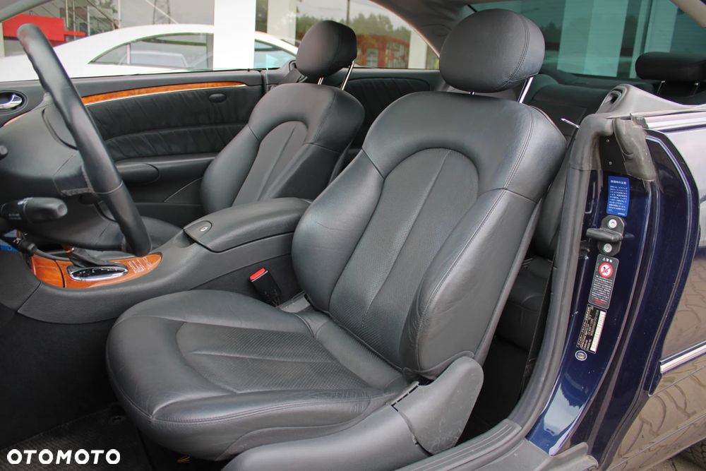 Mercedes-Benz CLK 320 Elegance - 17