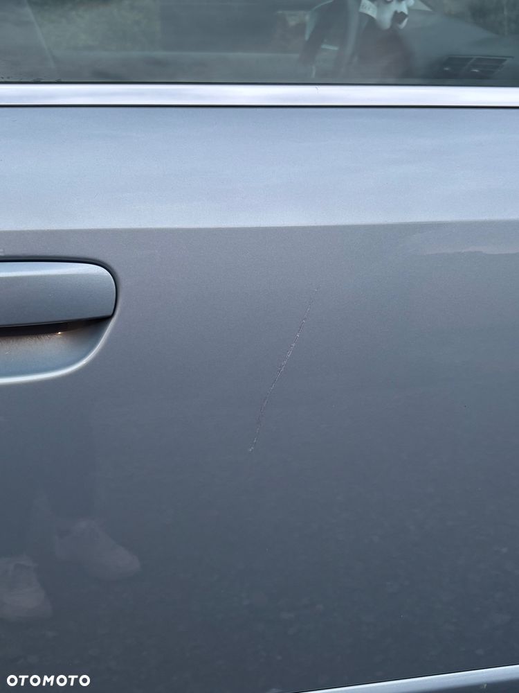 Audi A4 Avant 1.9 TDI - 8