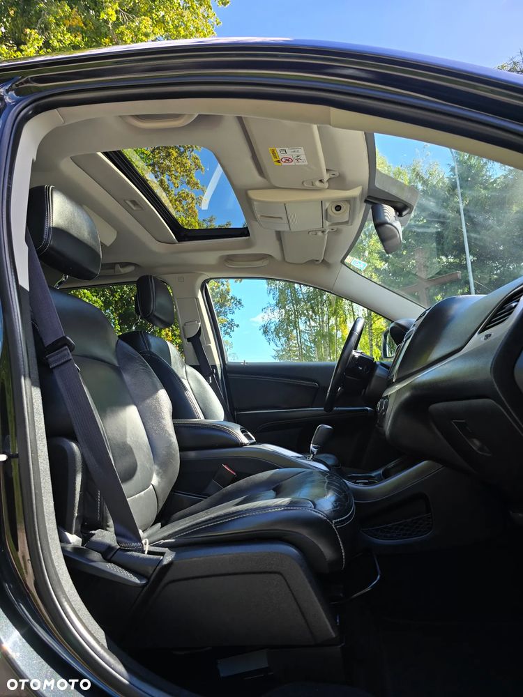 Fiat Freemont 2.0 Multijet 16V DPF Automatik Allrad Black Code - 26