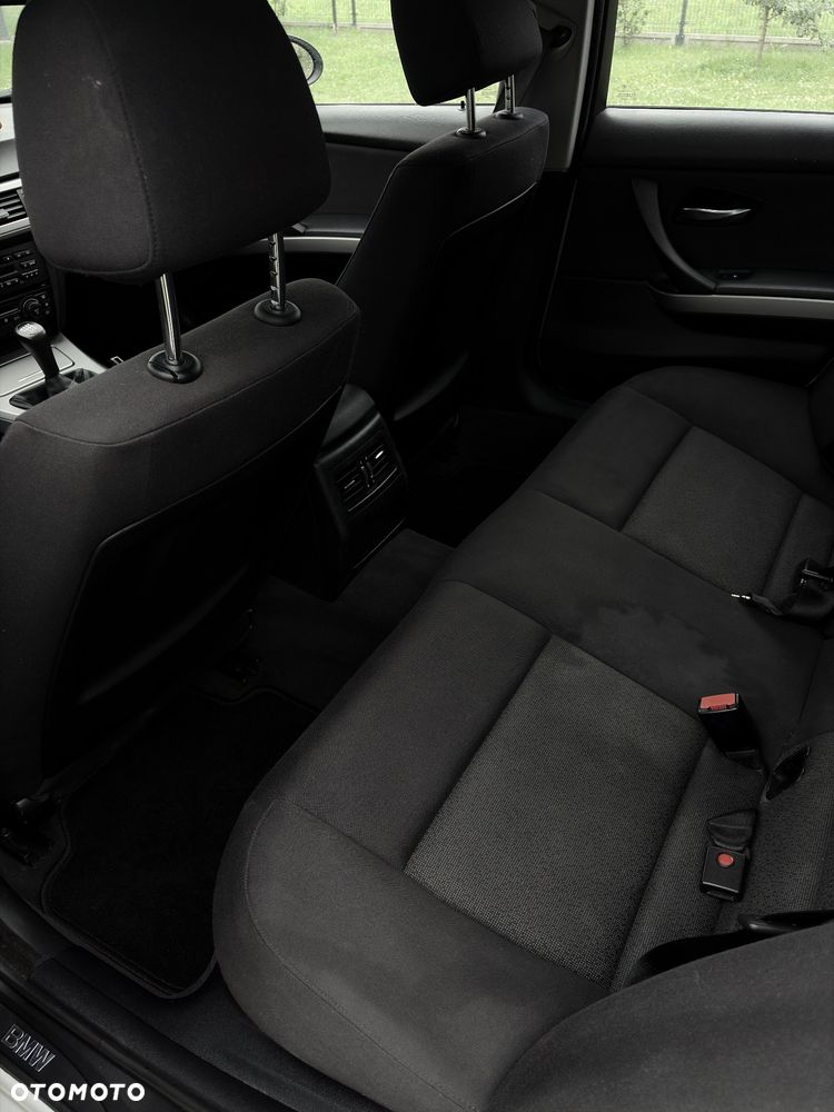 BMW Seria 3 - 15