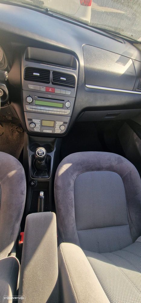 Fiat Linea 1.6 M-Jet Emotion - 15