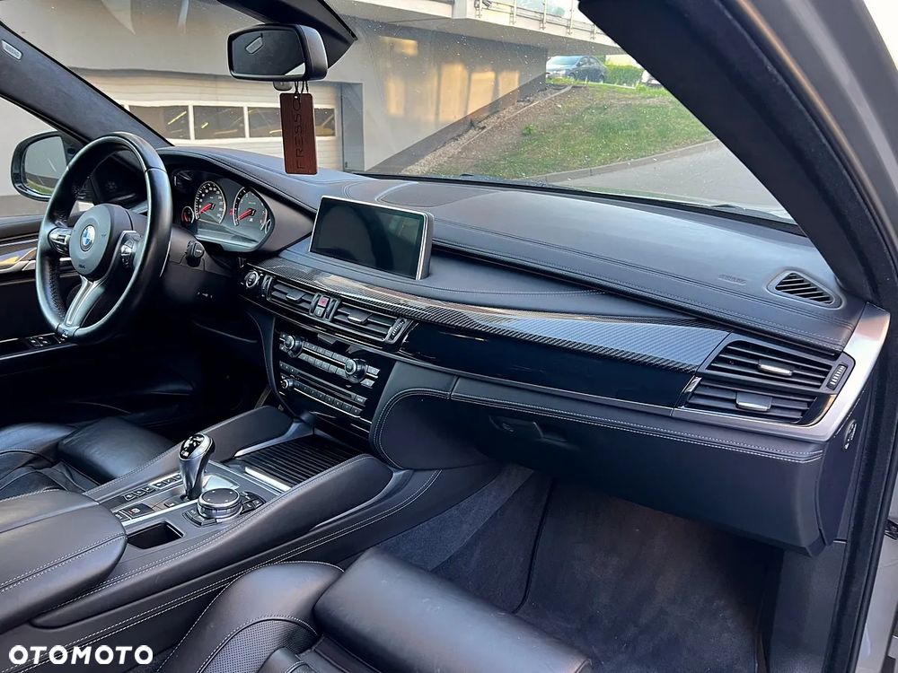 BMW X6M - 13