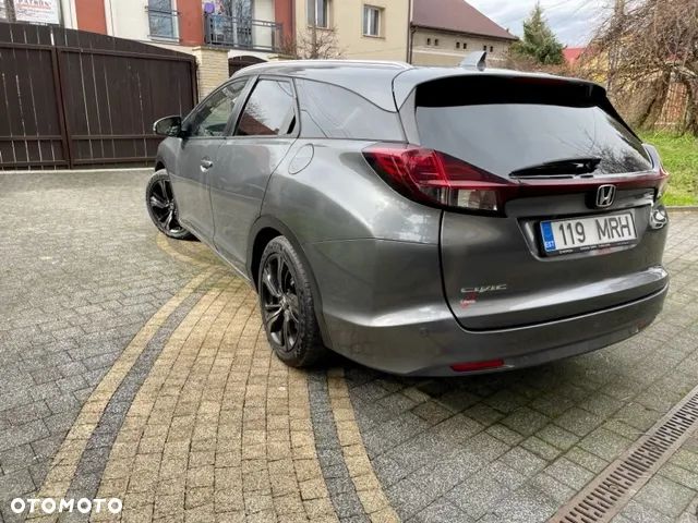 Honda Civic 1.8 Lifestyle (Honda Connect+) - 5